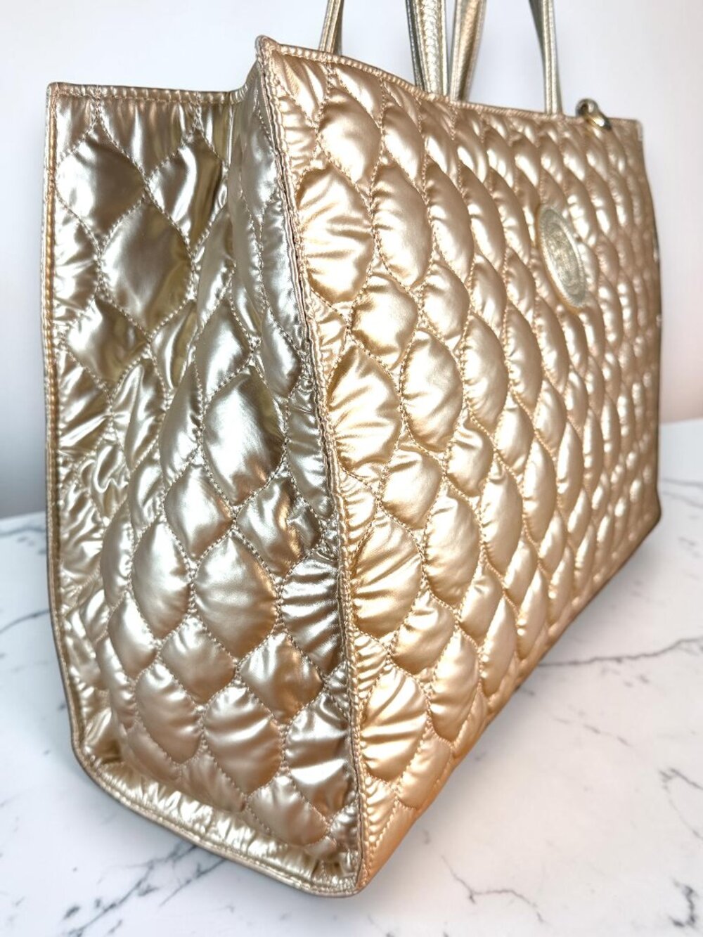 Sharif Global Generation Metallic Champagne Gold Puffer Sample Laptop Tote New - Picture 3 of 12